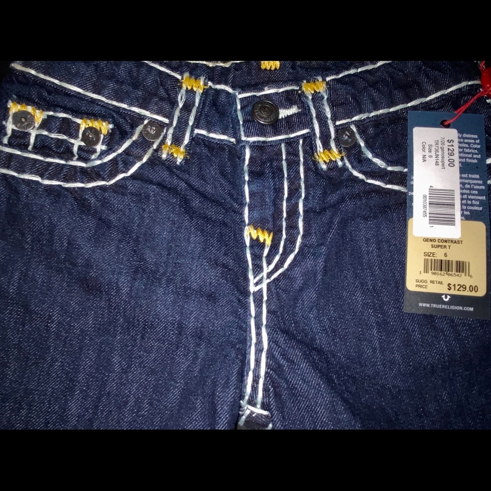 NWT. True Religion kids jeans, size 6.
